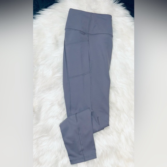Victoria Secret VS Sport Knockout Tights Gray Leggings Soft Pants Pockets 7/8 L - Picture 10 of 13